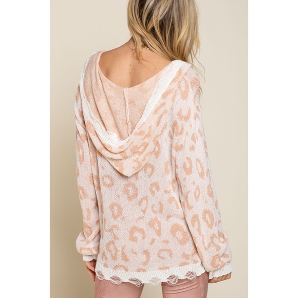 Show Your Spots Zip Up Sweater - Picture 4 of 4